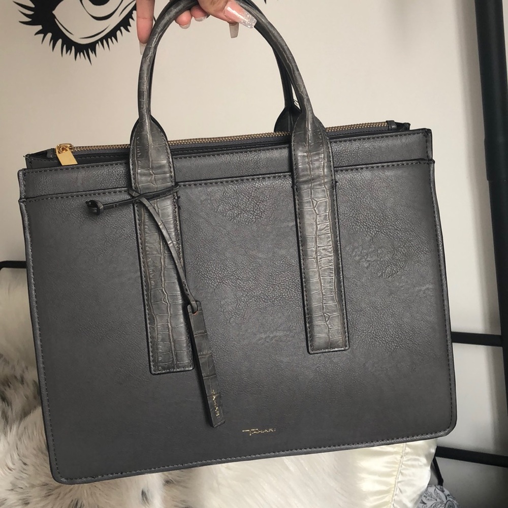 Grey Tahari bag